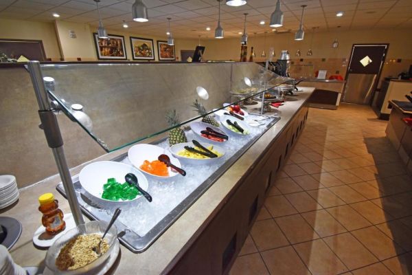 Canad Inns Grand Forks